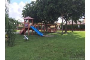 18712 NW 84th Pl., Hialeah, FL 33015, Sold 11/07/16