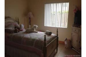 18712 NW 84th Pl., Hialeah, FL 33015, Sold 11/07/16