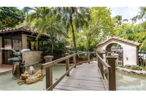 1632 S Bayshore Ct, Coconut Grove, FL 33133, Sold 10/02/18