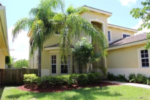 8868 SW 211th Ln, Cutler Bay, FL 33189, Sold 11/18/16