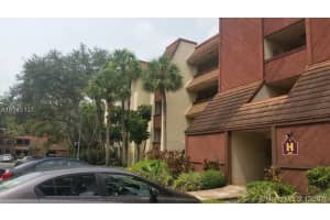601 Ives Dairy Rd, Miami, FL 33179, Sold 03/31/17