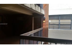 601 Ives Dairy Rd, Miami, FL 33179, Sold 03/31/17