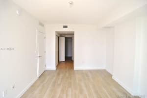 1600 SW 1st Ave, Miami, FL 33129, Sold 01/20/17