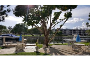 455 Golden Isles Dr, Hallandale Beach, FL 33009, Sold 11/30/16