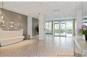 1020 Meridian Ave, Miami Beach, FL 33139, Sold 02/28/17