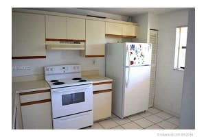 9000 NW 28th Dr, Coral Springs, FL 33065, Sold 01/15/17