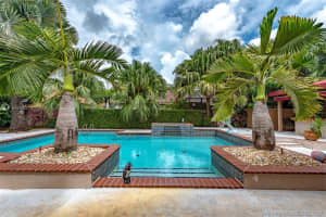 15550 NW 82nd Pl, Miami Lakes, FL 33016, Sold 03/17/17