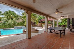 15550 NW 82nd Pl, Miami Lakes, FL 33016, Sold 03/17/17