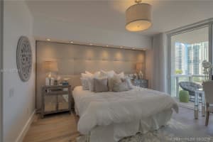 450 Alton Rd, Miami Beach, FL 33139, Sold 11/01/16