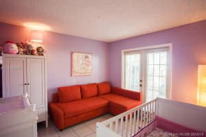 410 SE 7th St, Dania Beach, FL 33004, Sold 11/04/16