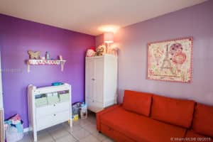 410 SE 7th St, Dania Beach, FL 33004, Sold 11/04/16