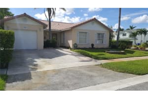 920 SW 88th Terrace, Pembroke Pines, FL 33025, Sold 11/10/16