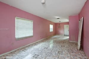 8307 NW 5 Ave, Miami, FL 33150, Sold 11/23/16