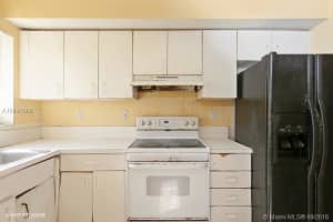 8307 NW 5 Ave, Miami, FL 33150, Sold 11/23/16