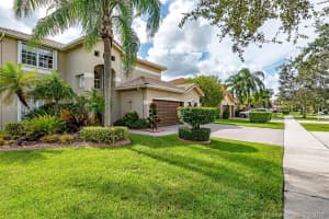 6783 Mariposa Cir E, Fort Lauderdale, FL 33331, Sold 11/29/16
