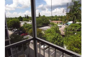 1251 NE 108th St, Miami, FL 33161, Sold 11/04/16