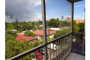 1251 NE 108th St, Miami, FL 33161, Sold 11/04/16