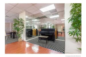 1865 S Ocean Dr #20d, Hallandale Beach, FL 33009, Sold 02/15/17