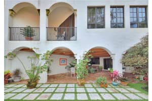 3471 Main Hwy, Miami, FL 33133, Sold 12/06/16