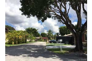 5705 SW 140th Pl, Miami, FL 33183, Sold 10/26/16