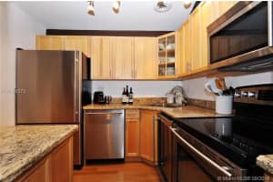 1236 Alton Rd # 402, Miami Beach, FL 33139, Sold 01/27/17
