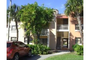 7135 NW 179th St, Hialeah, FL 33015, Sold 11/04/16