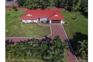 11221 SW 1st St, Plantation, FL 33325, Sold 03/03/17
