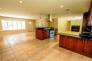 11221 SW 1st St, Plantation, FL 33325, Sold 03/03/17