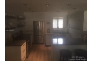 13932 Kendale Lakes Dr, Miami, FL 33183, Sold 10/18/16
