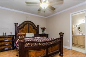 11430 SW 32nd Ln, Miami, FL 33165, Sold 11/08/16