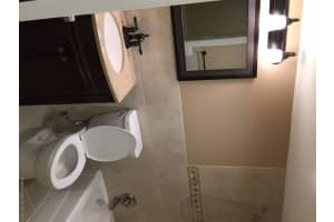 809 W Oakland Park Blvd APT J12, Wilton Manors, FL 33311, Sold 02/16/17