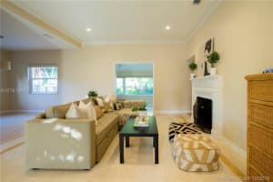 7431 Coquina Dr, North Bay Village, FL 33141, Sold 08/01/17