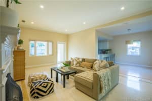 7431 Coquina Dr, North Bay Village, FL 33141, Sold 08/01/17