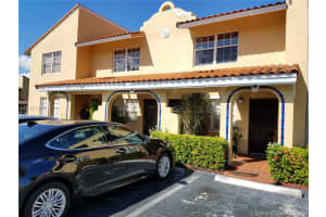 6990 NW 173rd Dr, Hialeah, FL 33015, Sold 12/09/16