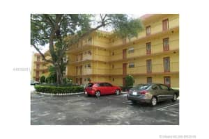 445 NE 195th St, Miami, FL 33179, Sold 03/17/17