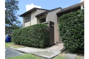 1821 Bayberry Dr, Pembroke Pines, FL 33024, Sold 11/17/16