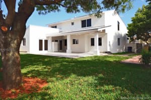11441 SW 33rd Ln, Miami, FL 33165, Sold 01/30/17