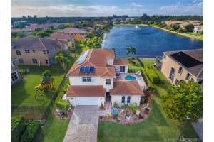 5543 SW 104th Terrace, Cooper City, FL 33328, Sold 04/07/17