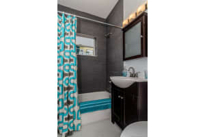 901 Meridian Ave, Miami Beach, FL 33139, Sold 06/22/17