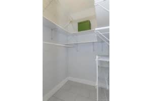 901 Meridian Ave, Miami Beach, FL 33139, Sold 06/22/17