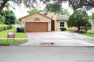 2065 SW 90th Ave, Miramar, FL 33025, Sold 11/18/16