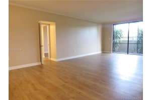 900 NE 195th St, Miami, FL 33179, Sold 07/06/17