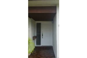 9723 NW 6th Ln, Miami, FL 33172, Sold 04/28/17