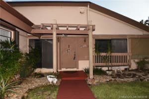527 Leslie Dr, Hallandale Beach, FL 33009, Sold 12/06/16