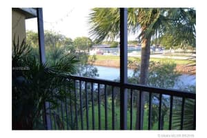 3021 N Oakland Forest Dr, Oakland Park, FL 33309, Sold 12/05/16