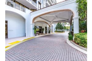 3598 Yacht Club Dr, Aventura, FL 33180, Sold 03/13/17