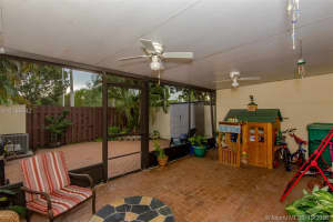 6342 NW 188th Ln, Hialeah, FL 33015, Sold 02/13/17