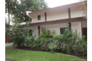 19990 NE 5th Ct #1c, Miami, FL 33179, Sold 11/23/16