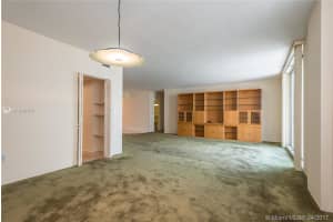 5825 Collins Ave #9a, Miami Beach, FL 33140, Sold 07/14/17