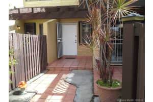 9980 NW 9th St Cir, Miami, FL 33172, Sold 11/22/16